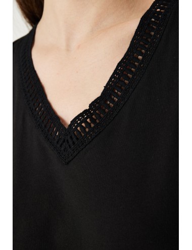 camiseta negra pico crochet...