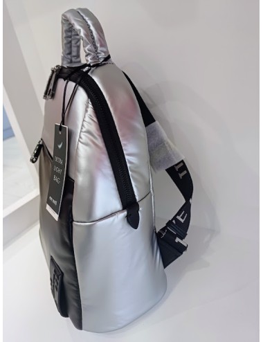 Mochila space silver negro...