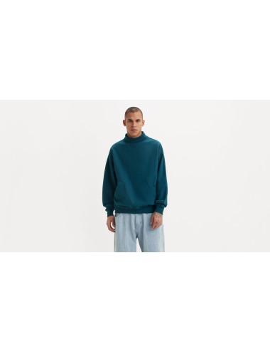 Levis skate turtle neck...