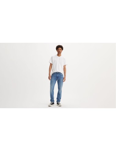 Levis 502 taper a step ahead