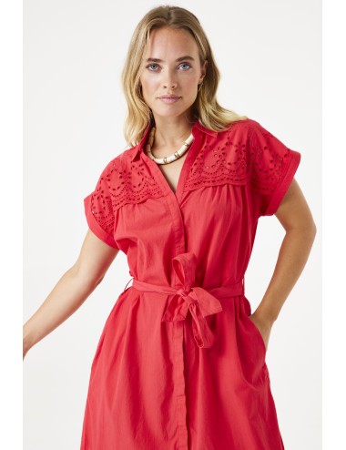 Vestido rojo con calados...