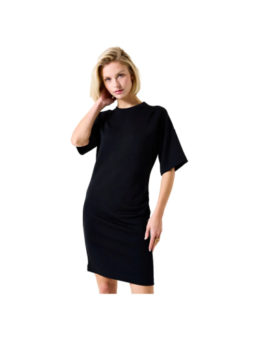 Vestido negro manga al codo...