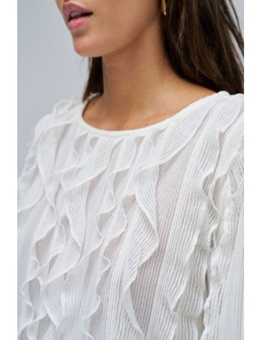 Blusa blanca con volantes...