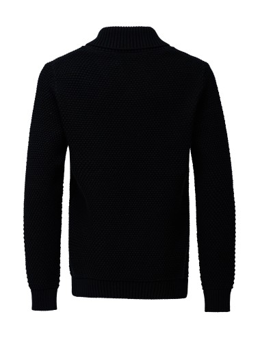 Jersey negro con cuello...